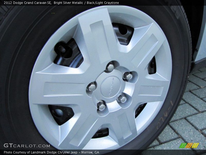 Bright Silver Metallic / Black/Light Graystone 2012 Dodge Grand Caravan SE
