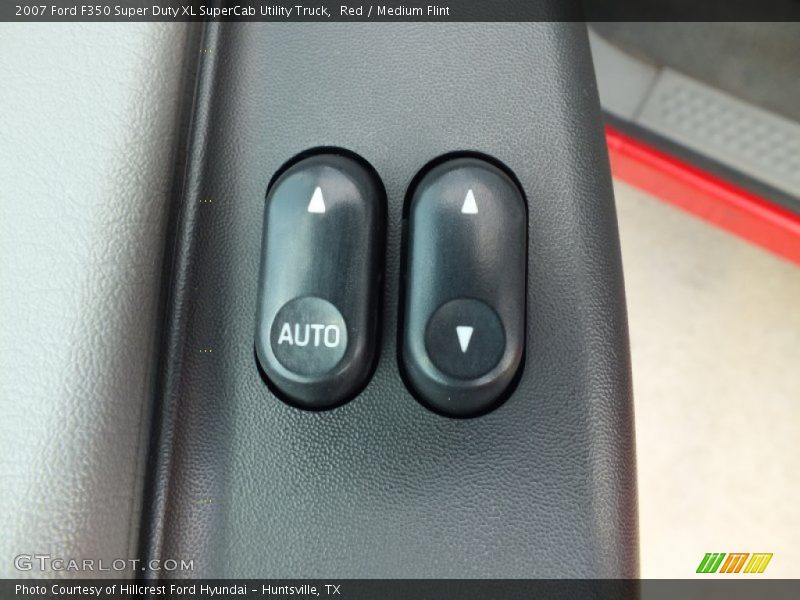 Red / Medium Flint 2007 Ford F350 Super Duty XL SuperCab Utility Truck