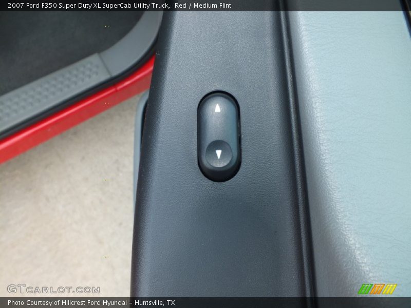 Red / Medium Flint 2007 Ford F350 Super Duty XL SuperCab Utility Truck