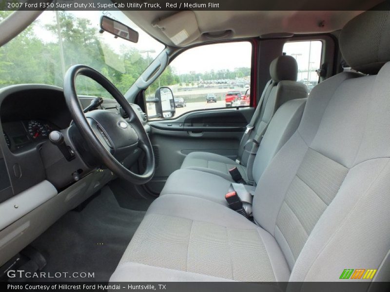  2007 F350 Super Duty XL SuperCab Utility Truck Medium Flint Interior