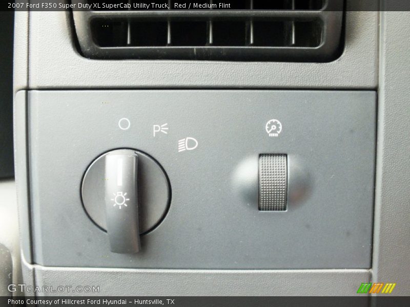 Red / Medium Flint 2007 Ford F350 Super Duty XL SuperCab Utility Truck