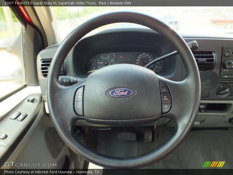 Red / Medium Flint 2007 Ford F350 Super Duty XL SuperCab Utility Truck