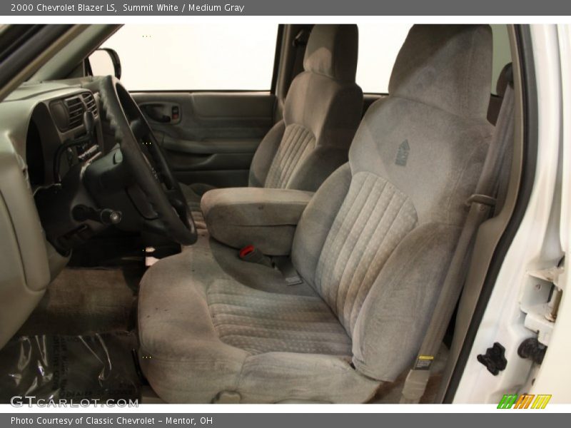 Summit White / Medium Gray 2000 Chevrolet Blazer LS