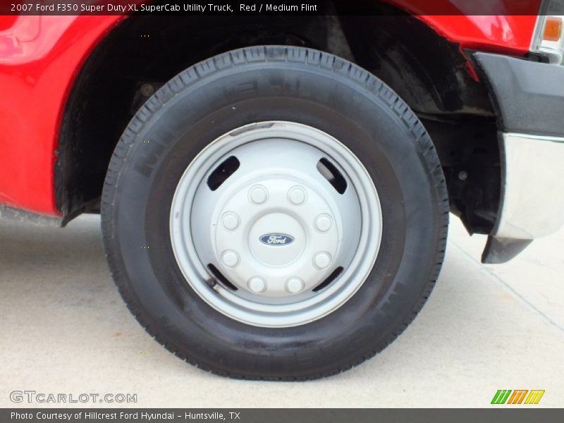  2007 F350 Super Duty XL SuperCab Utility Truck Wheel