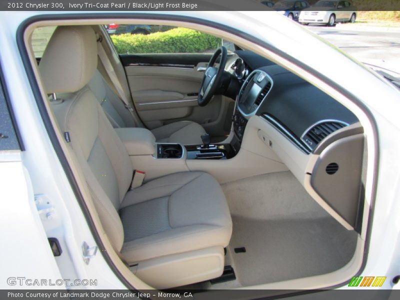 Ivory Tri-Coat Pearl / Black/Light Frost Beige 2012 Chrysler 300