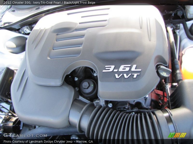 Ivory Tri-Coat Pearl / Black/Light Frost Beige 2012 Chrysler 300