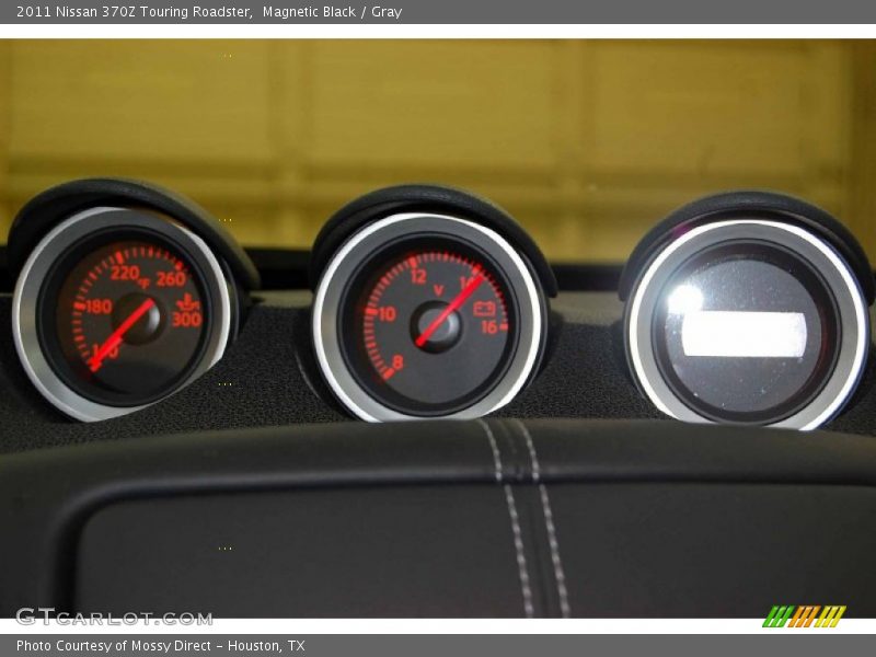 Magnetic Black / Gray 2011 Nissan 370Z Touring Roadster
