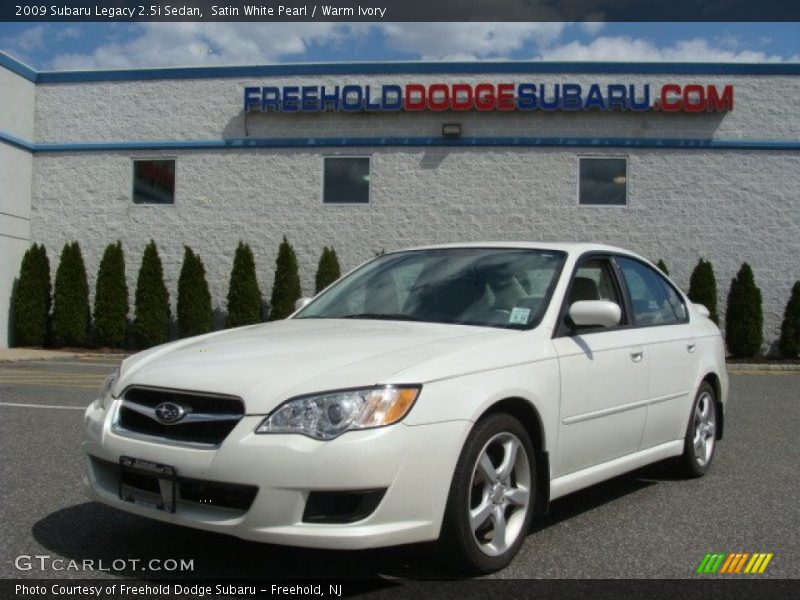 Satin White Pearl / Warm Ivory 2009 Subaru Legacy 2.5i Sedan
