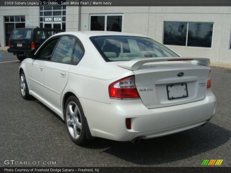Satin White Pearl / Warm Ivory 2009 Subaru Legacy 2.5i Sedan