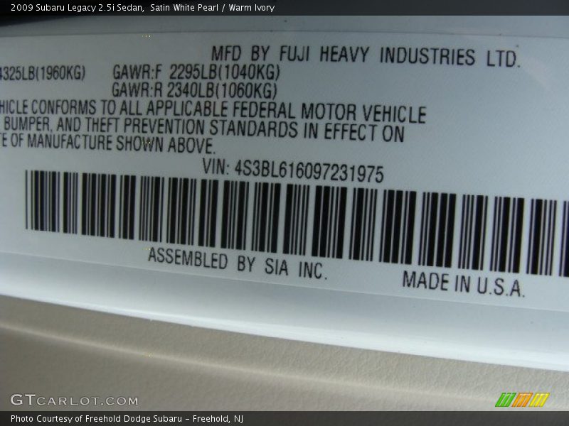 Satin White Pearl / Warm Ivory 2009 Subaru Legacy 2.5i Sedan