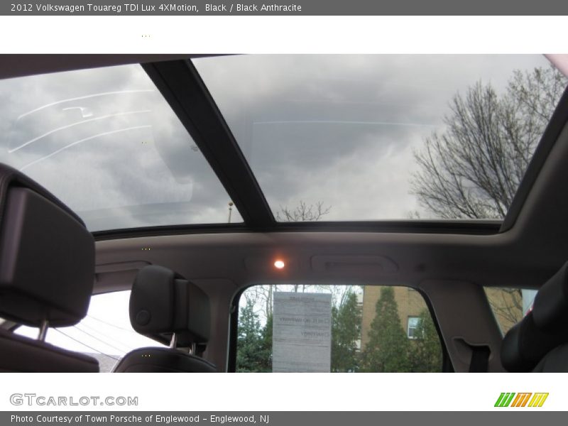 Black / Black Anthracite 2012 Volkswagen Touareg TDI Lux 4XMotion