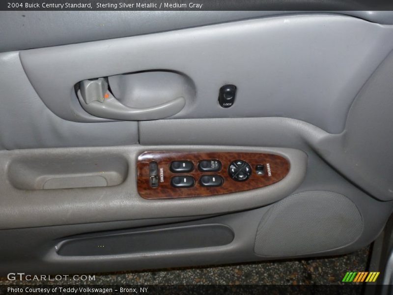 Sterling Silver Metallic / Medium Gray 2004 Buick Century Standard