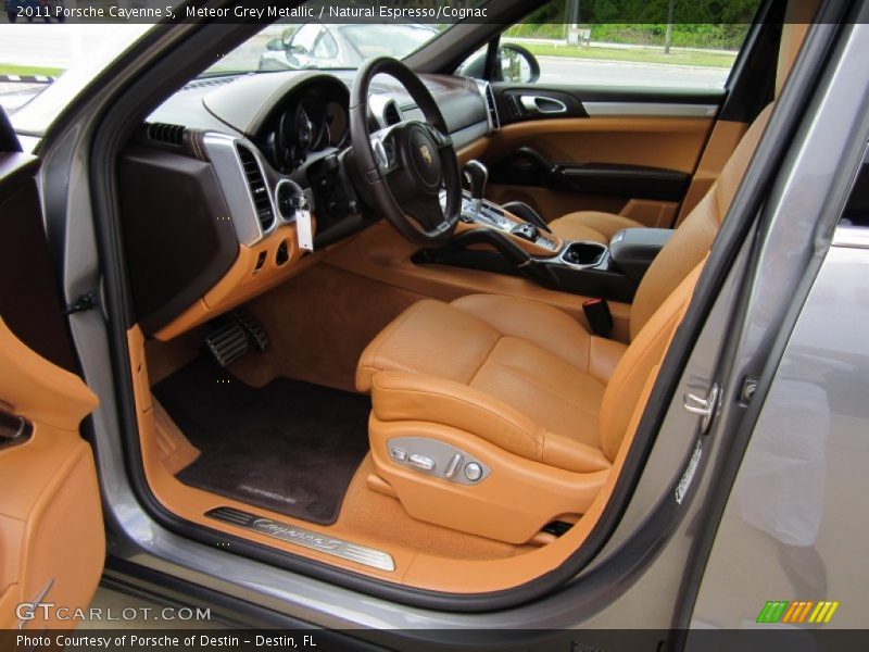 Meteor Grey Metallic / Natural Espresso/Cognac 2011 Porsche Cayenne S