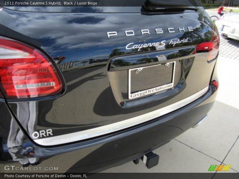 Black / Luxor Beige 2012 Porsche Cayenne S Hybrid