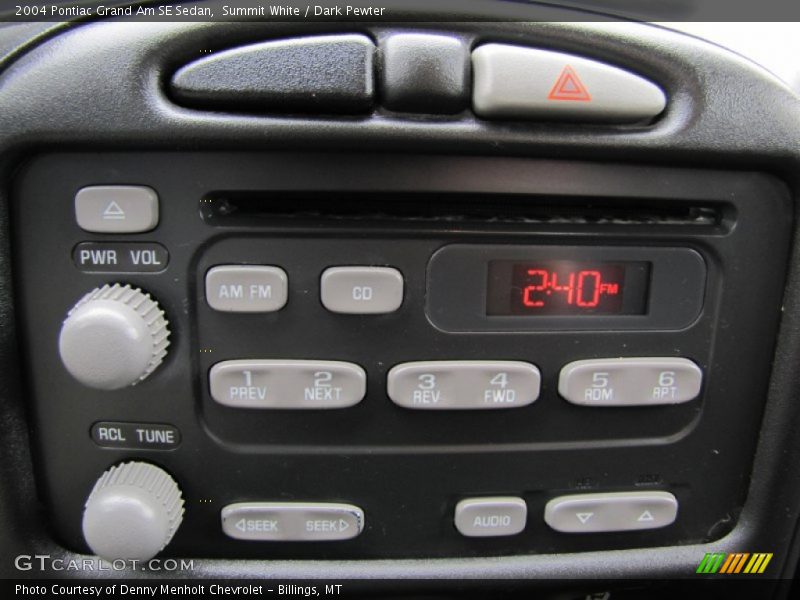 Summit White / Dark Pewter 2004 Pontiac Grand Am SE Sedan