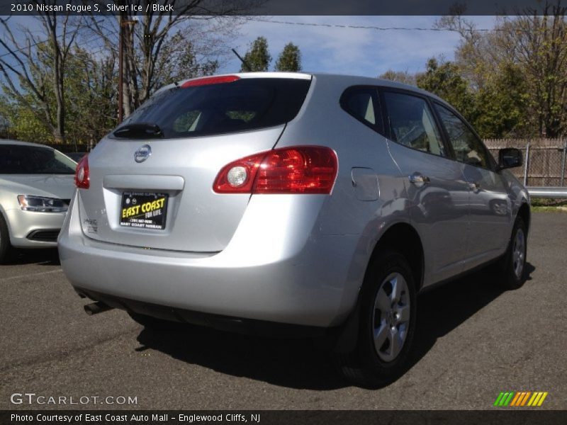 Silver Ice / Black 2010 Nissan Rogue S