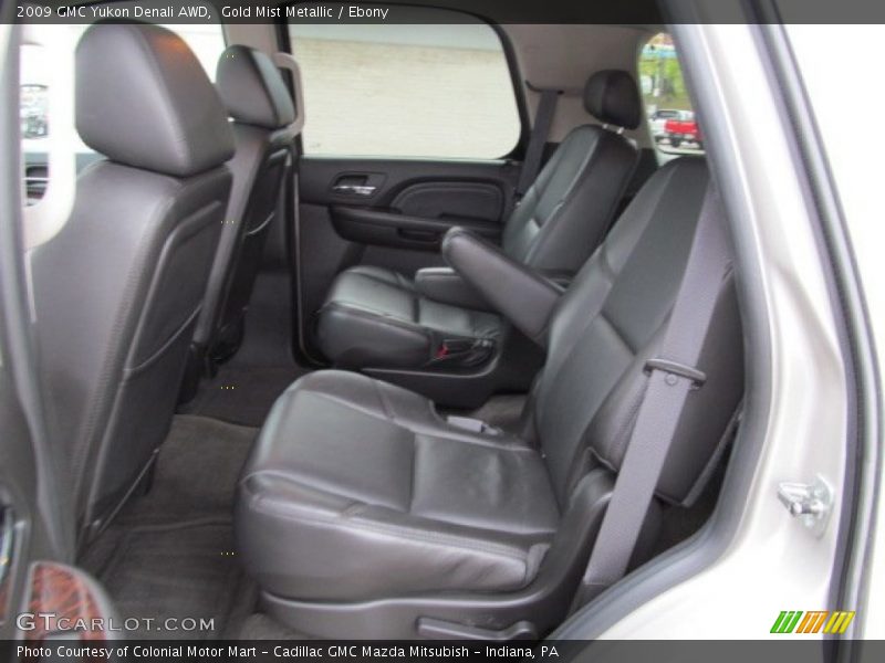 Gold Mist Metallic / Ebony 2009 GMC Yukon Denali AWD