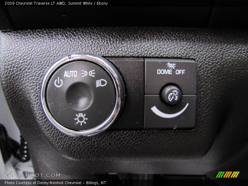 Summit White / Ebony 2009 Chevrolet Traverse LT AWD
