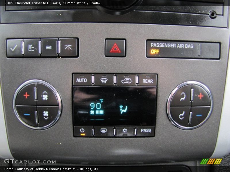 Summit White / Ebony 2009 Chevrolet Traverse LT AWD