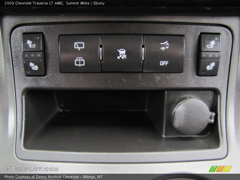 Summit White / Ebony 2009 Chevrolet Traverse LT AWD