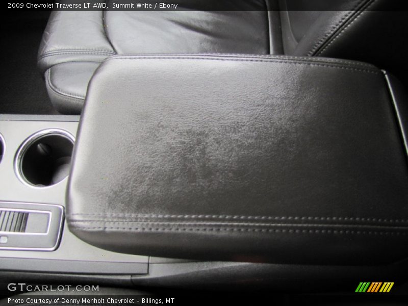 Summit White / Ebony 2009 Chevrolet Traverse LT AWD