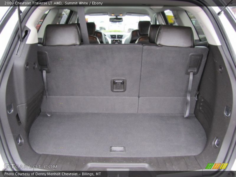 Summit White / Ebony 2009 Chevrolet Traverse LT AWD