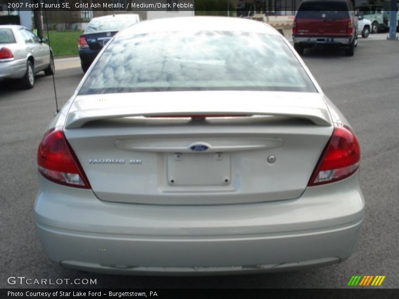 Gold Ash Metallic / Medium/Dark Pebble 2007 Ford Taurus SE