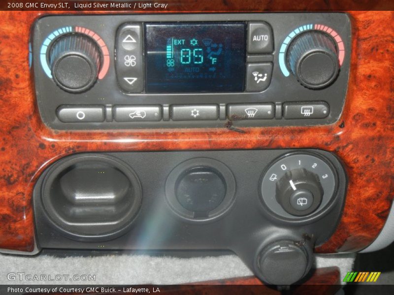 Liquid Silver Metallic / Light Gray 2008 GMC Envoy SLT