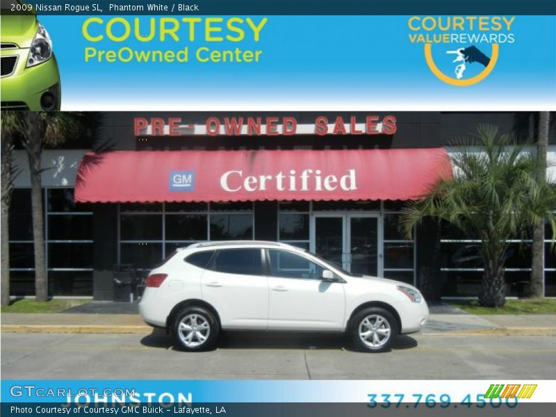 Phantom White / Black 2009 Nissan Rogue SL