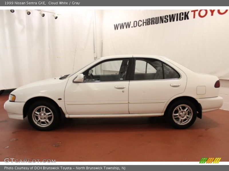 Cloud White / Gray 1999 Nissan Sentra GXE