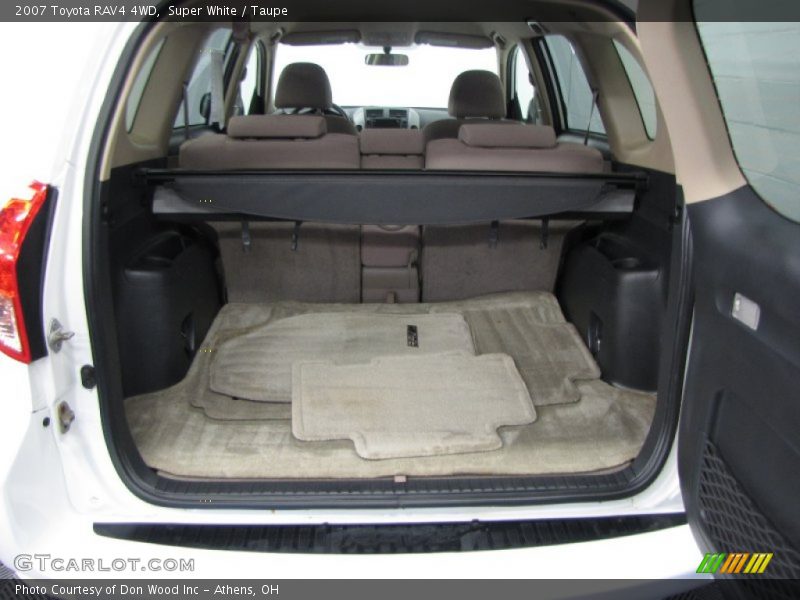 Super White / Taupe 2007 Toyota RAV4 4WD