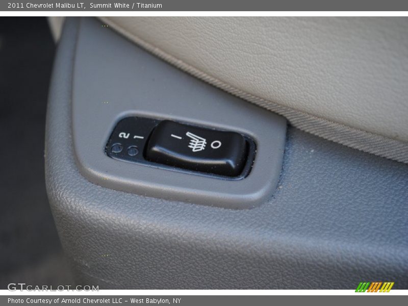 Summit White / Titanium 2011 Chevrolet Malibu LT