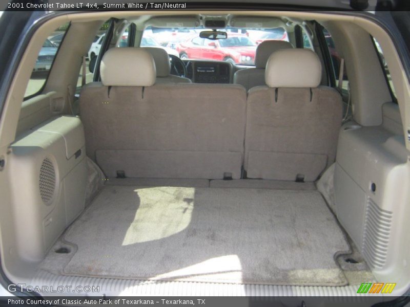 Summit White / Tan/Neutral 2001 Chevrolet Tahoe LT 4x4