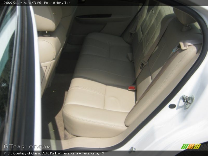 Polar White / Tan 2009 Saturn Aura XR V6