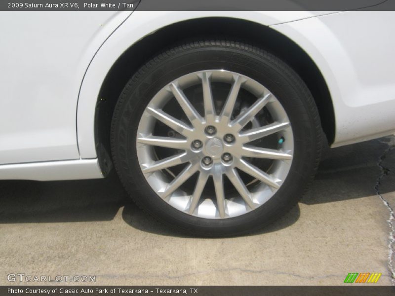 Polar White / Tan 2009 Saturn Aura XR V6