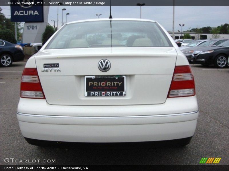 Campanella White / Beige 2004 Volkswagen Jetta GL Sedan
