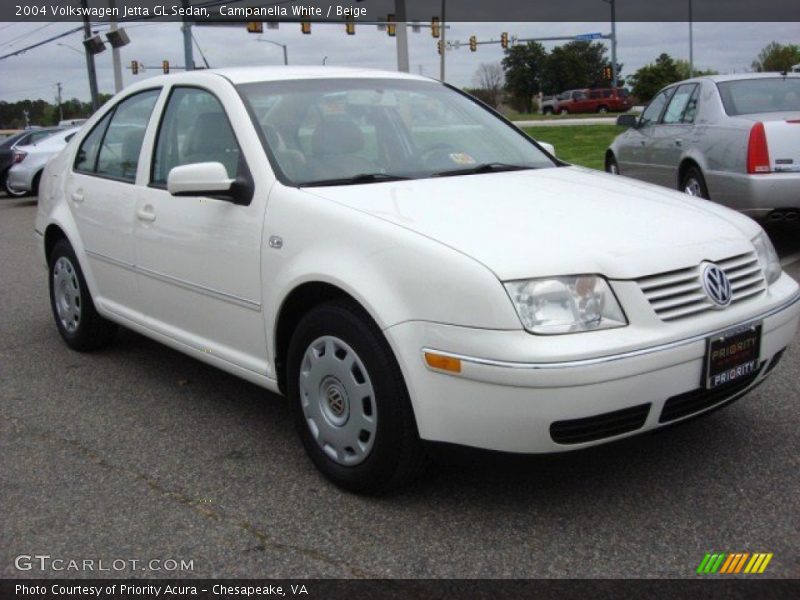Campanella White / Beige 2004 Volkswagen Jetta GL Sedan