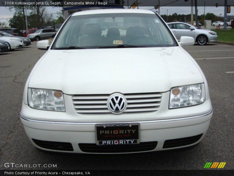 Campanella White / Beige 2004 Volkswagen Jetta GL Sedan