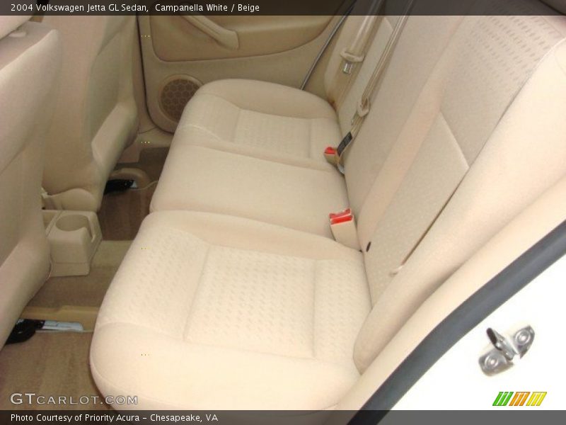 Campanella White / Beige 2004 Volkswagen Jetta GL Sedan