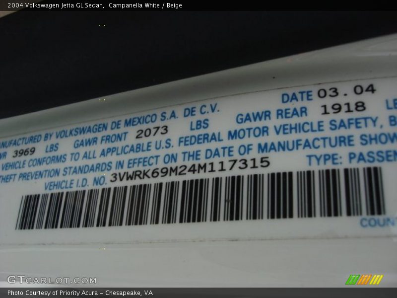 Campanella White / Beige 2004 Volkswagen Jetta GL Sedan