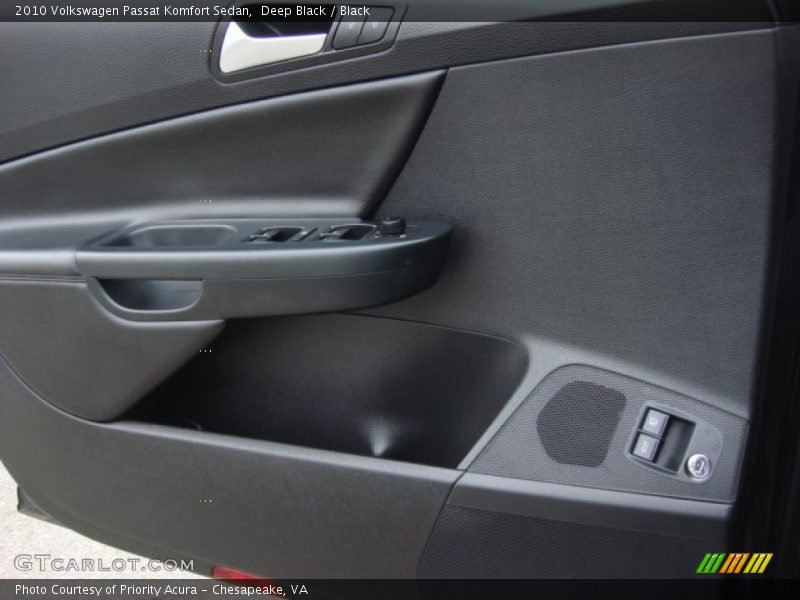 Deep Black / Black 2010 Volkswagen Passat Komfort Sedan