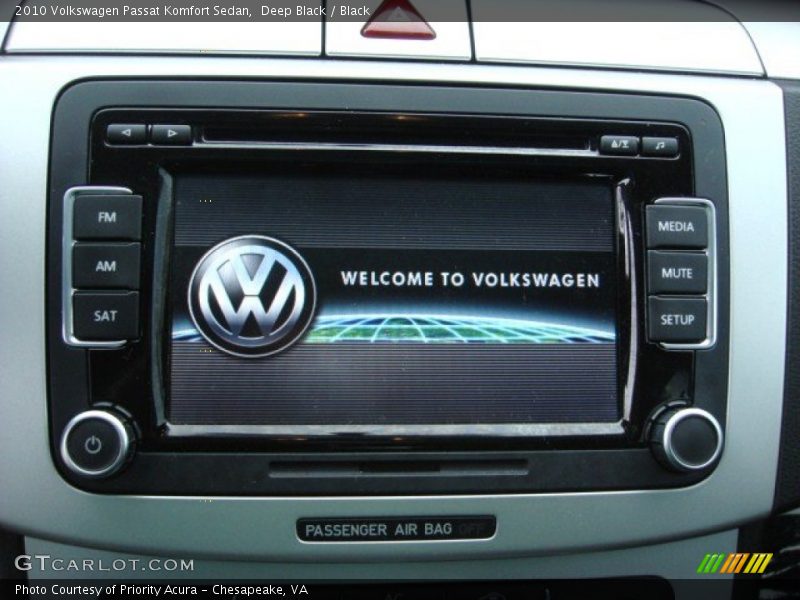 Deep Black / Black 2010 Volkswagen Passat Komfort Sedan