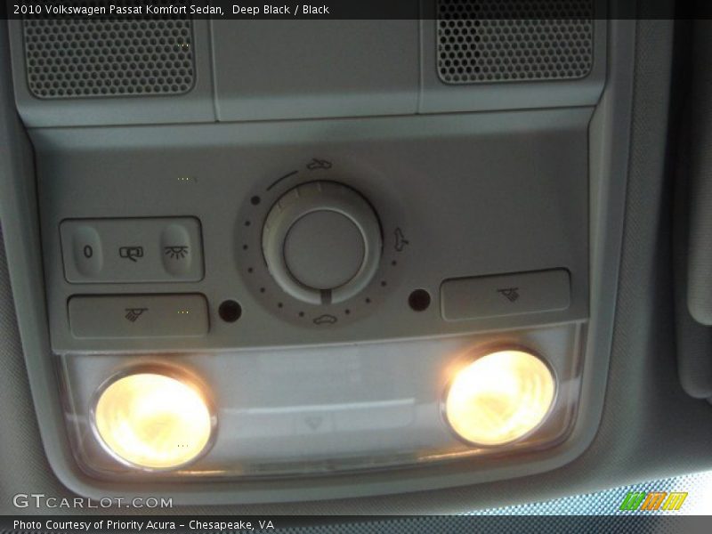 Deep Black / Black 2010 Volkswagen Passat Komfort Sedan