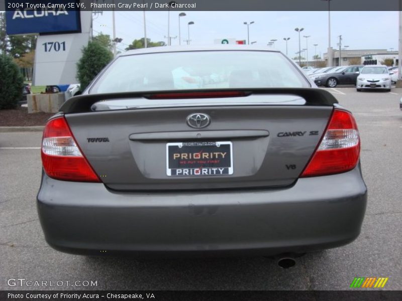 Phantom Gray Pearl / Dark Charcoal 2004 Toyota Camry SE V6