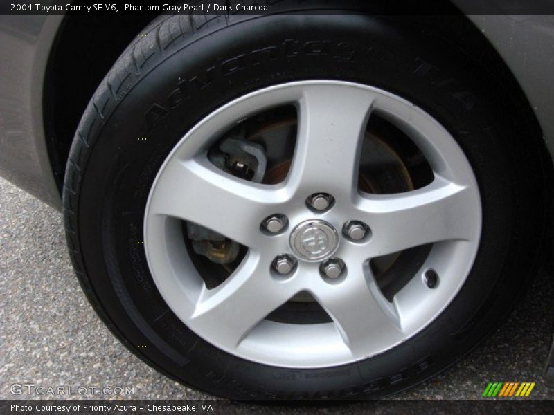 Phantom Gray Pearl / Dark Charcoal 2004 Toyota Camry SE V6