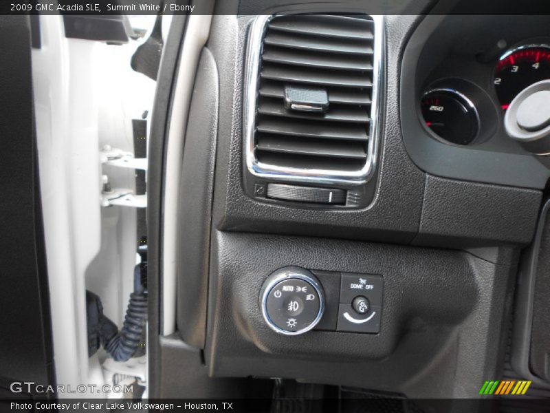 Summit White / Ebony 2009 GMC Acadia SLE