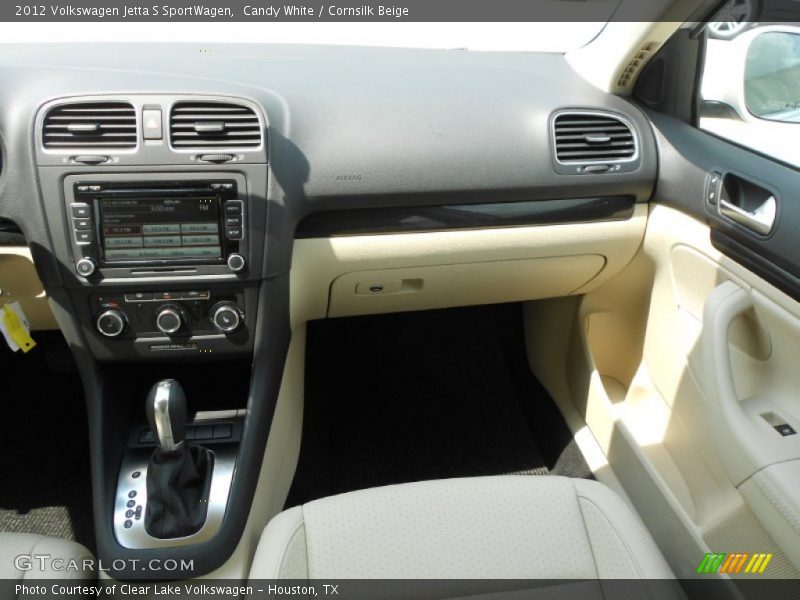 Candy White / Cornsilk Beige 2012 Volkswagen Jetta S SportWagen