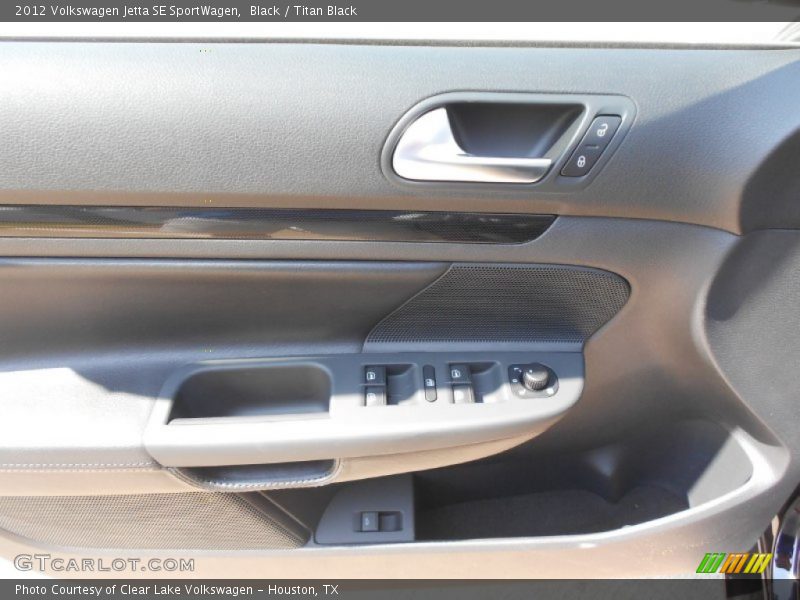 Black / Titan Black 2012 Volkswagen Jetta SE SportWagen