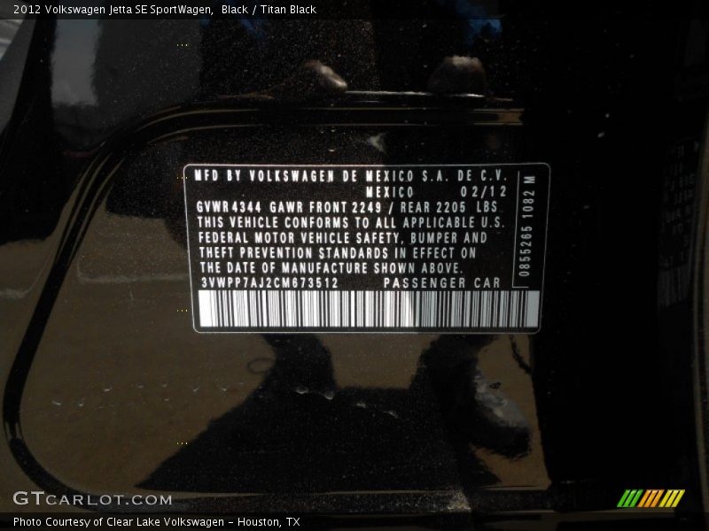 Black / Titan Black 2012 Volkswagen Jetta SE SportWagen