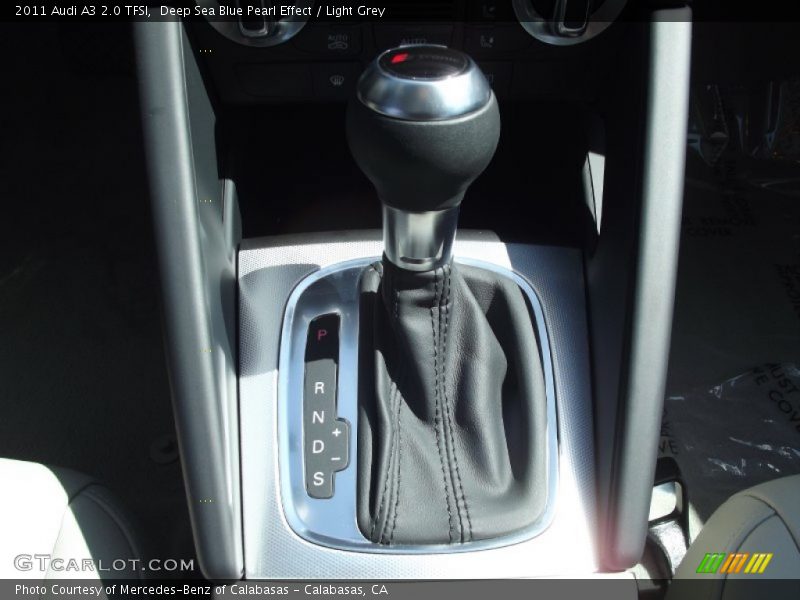  2011 A3 2.0 TFSI 6 Speed S tronic Dual-Clutch Automatic Shifter